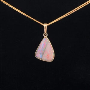 18K Yellow Gold Solid Crystal Opal Pendant 10496