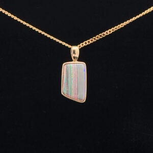 14K Yellow Gold Solid Crystal Opal Pendant 10909