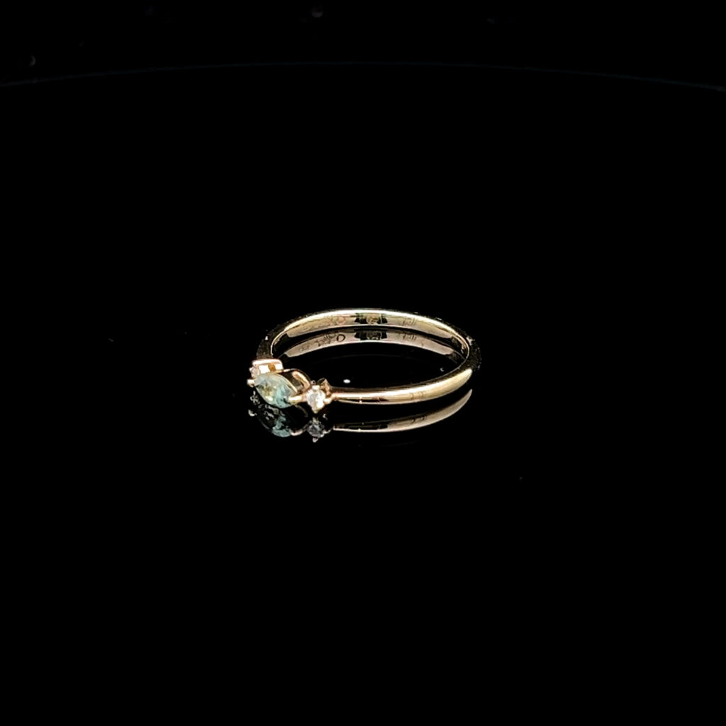 Sapphire Ring Set in 9K Yellow Gold 6043