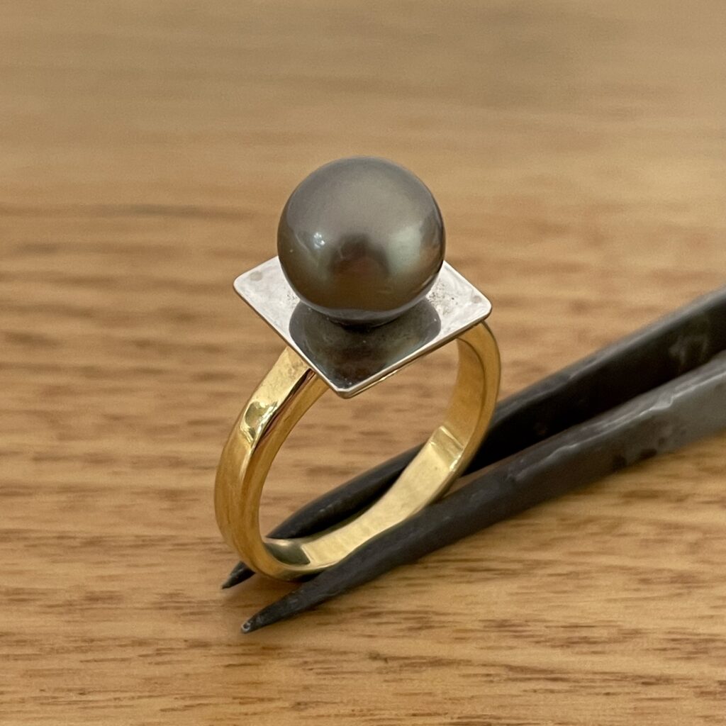 18K Yellow & White Gold Tahitian Pearl Ring