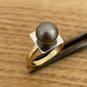 18K Yellow & White Gold Tahitian Pearl Ring