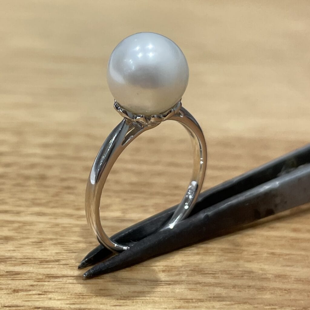 18K White Gold South Sea Pearl Ring