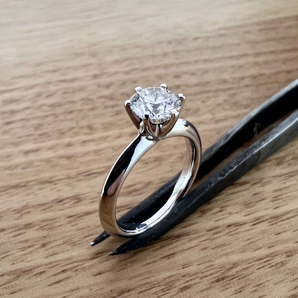 Platinum Diamond Engagement Ring 675958