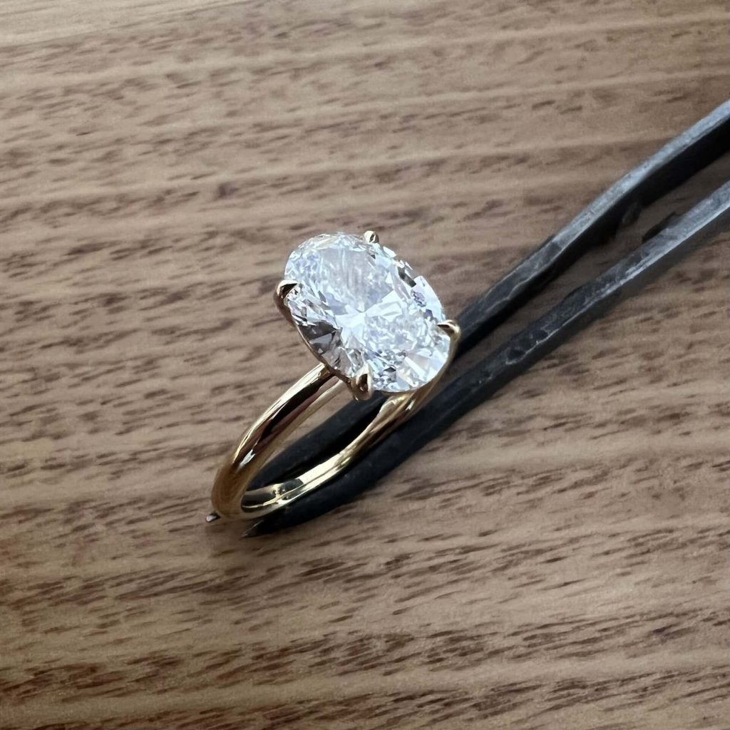 18K Yellow Gold Diamond Ring 826510