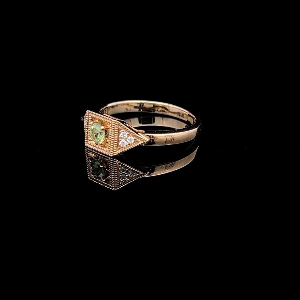 9K Yellow Gold Green Sapphire & Diamond Ring 20390