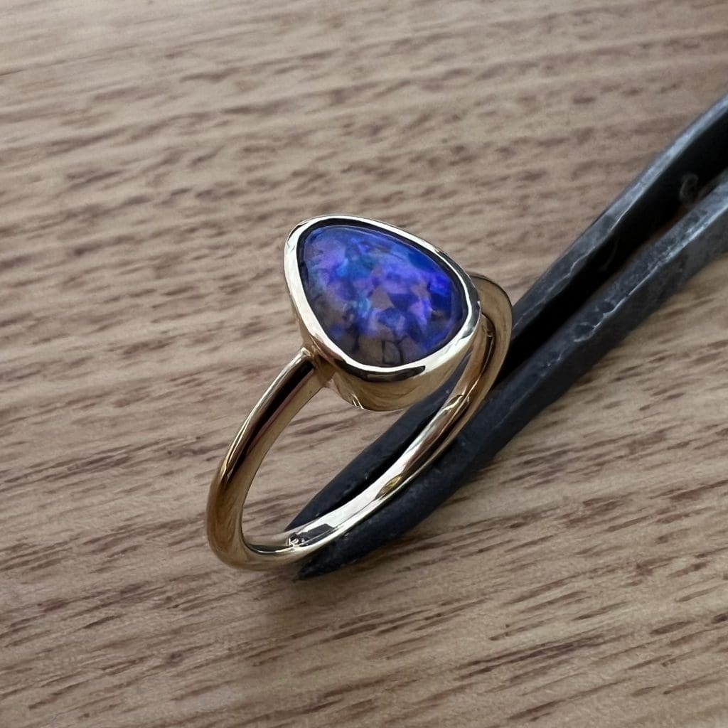 9K Yellow Gold Black Opal Ring 826638