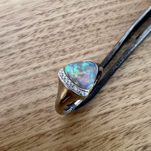 18K White Gold Solid Crystal Opal & Diamond Ring 21124