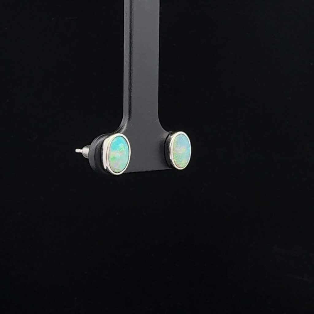 18K White Gold Solid Crystal Opal Stud Earrings 23709