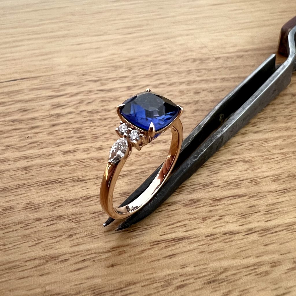 18K Rose Gold Natural Sapphire & Diamond Ring 826752