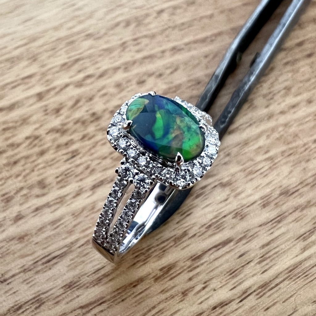 18K White Gold Solid Lightning Ridge Black Opal & Diamond Halo Ring 826776