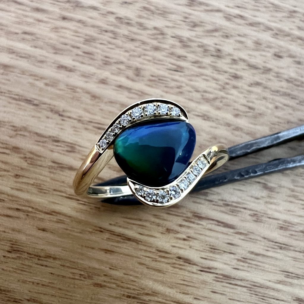 18K Yellow Gold Solid Black Opal & Diamond Engagement Ring 826849