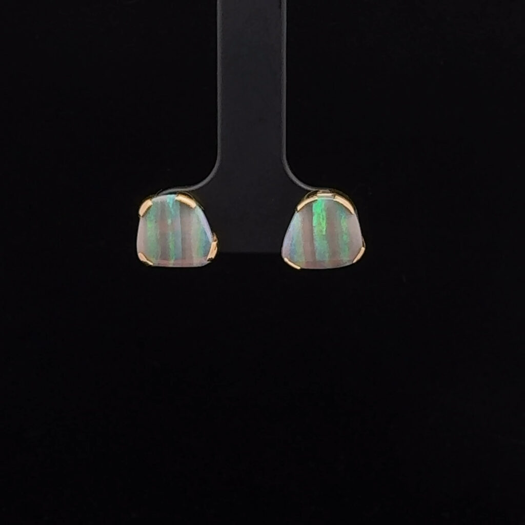 18K Yellow Gold Solid Allan's Rise Crystal Opal Stud-Earrings 26610