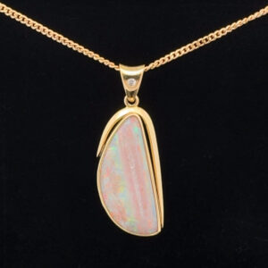 18K Yellow Gold Solid Crystal Opal & Diamond Pendant 28581