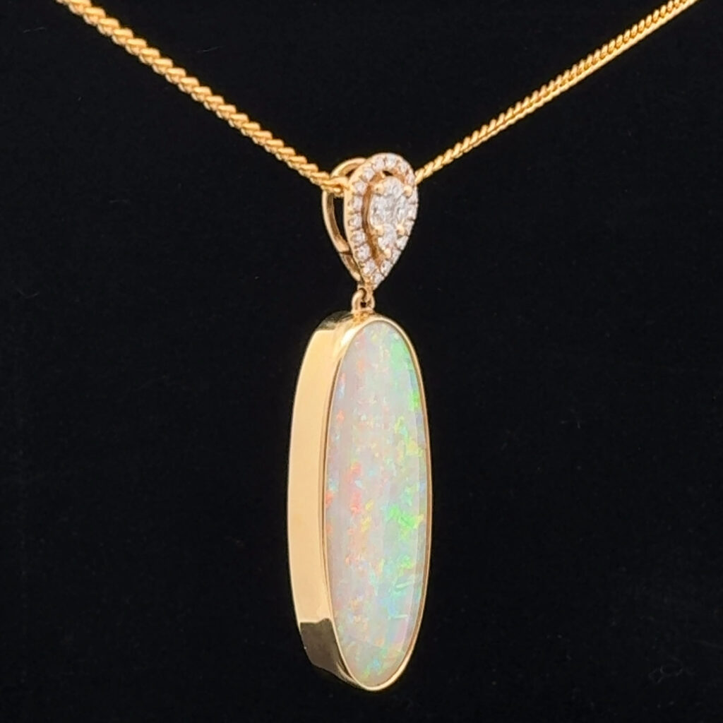 18K Yellow Gold Solid Crystal Opal & Diamond Pendant 28584