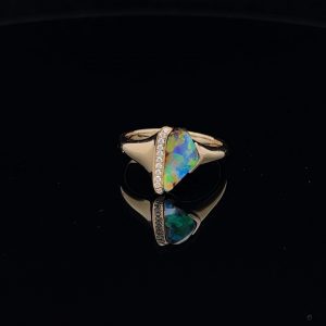 18K Yellow Gold Solid Boulder Opal & Diamond Ring 27160
