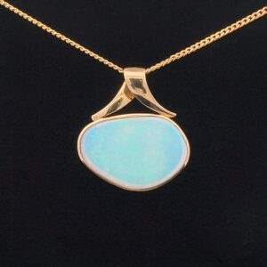 9K Yellow Gold Solid Crystal Opal Pendant 30295