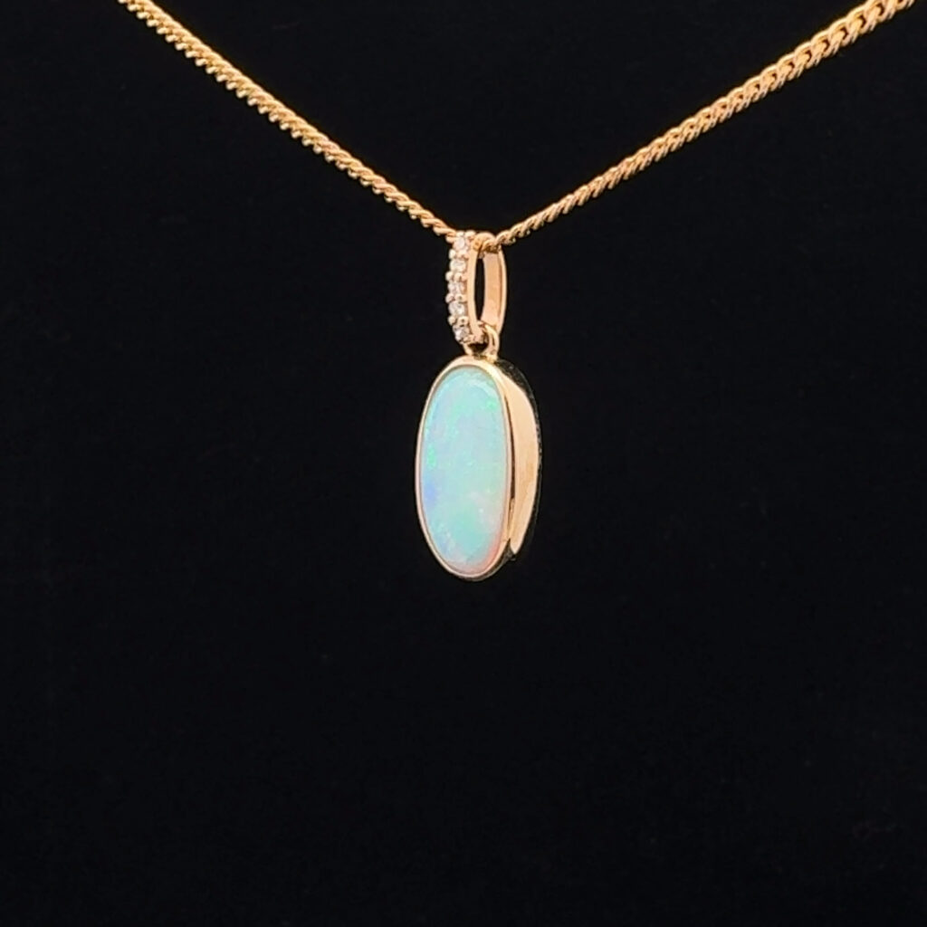 14K Yellow Gold Solid Crystal Opal Pendant 30952