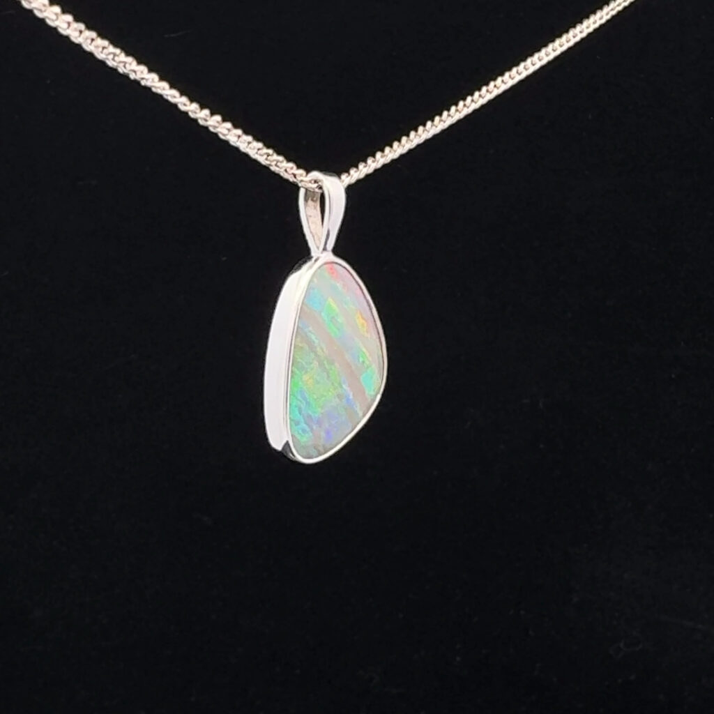 9K White Gold Solid Crystal Opal Pendant 31042