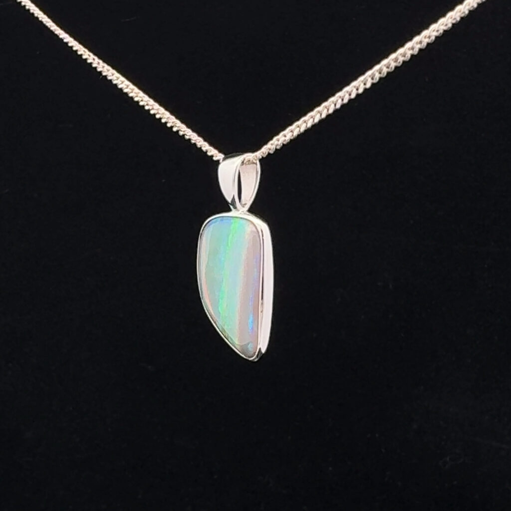 18K White Gold Solid Crystal Opal Pendant 31045