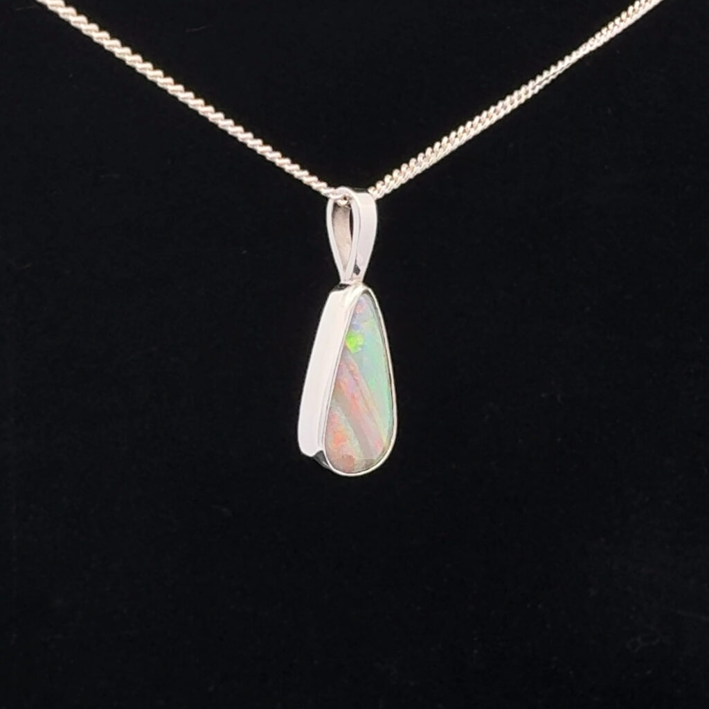 18K White Gold Solid Crystal Opal Pendant 31049