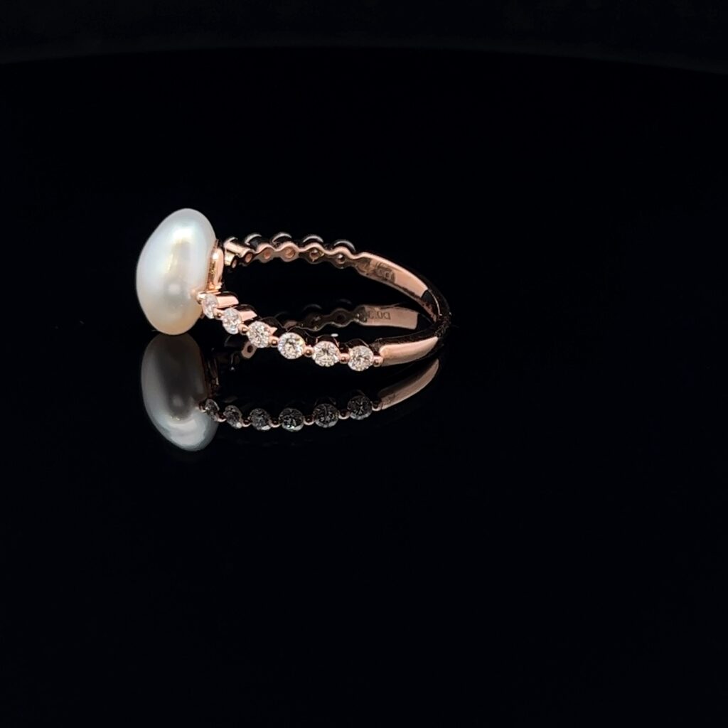 18K Rose Gold Keshi Pearl & Diamond Ring 826920