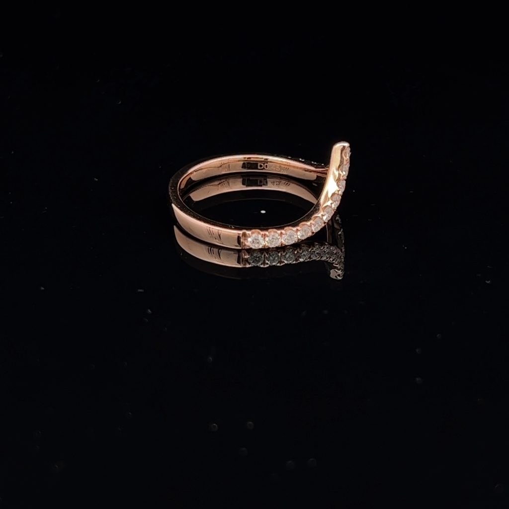 18K Rose Gold Fitted Diamond Band 826072