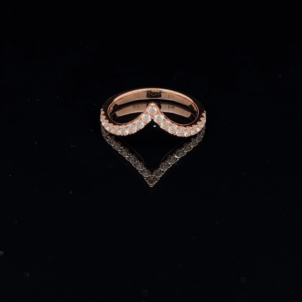 18K Rose Gold Fitted Diamond Band 826072