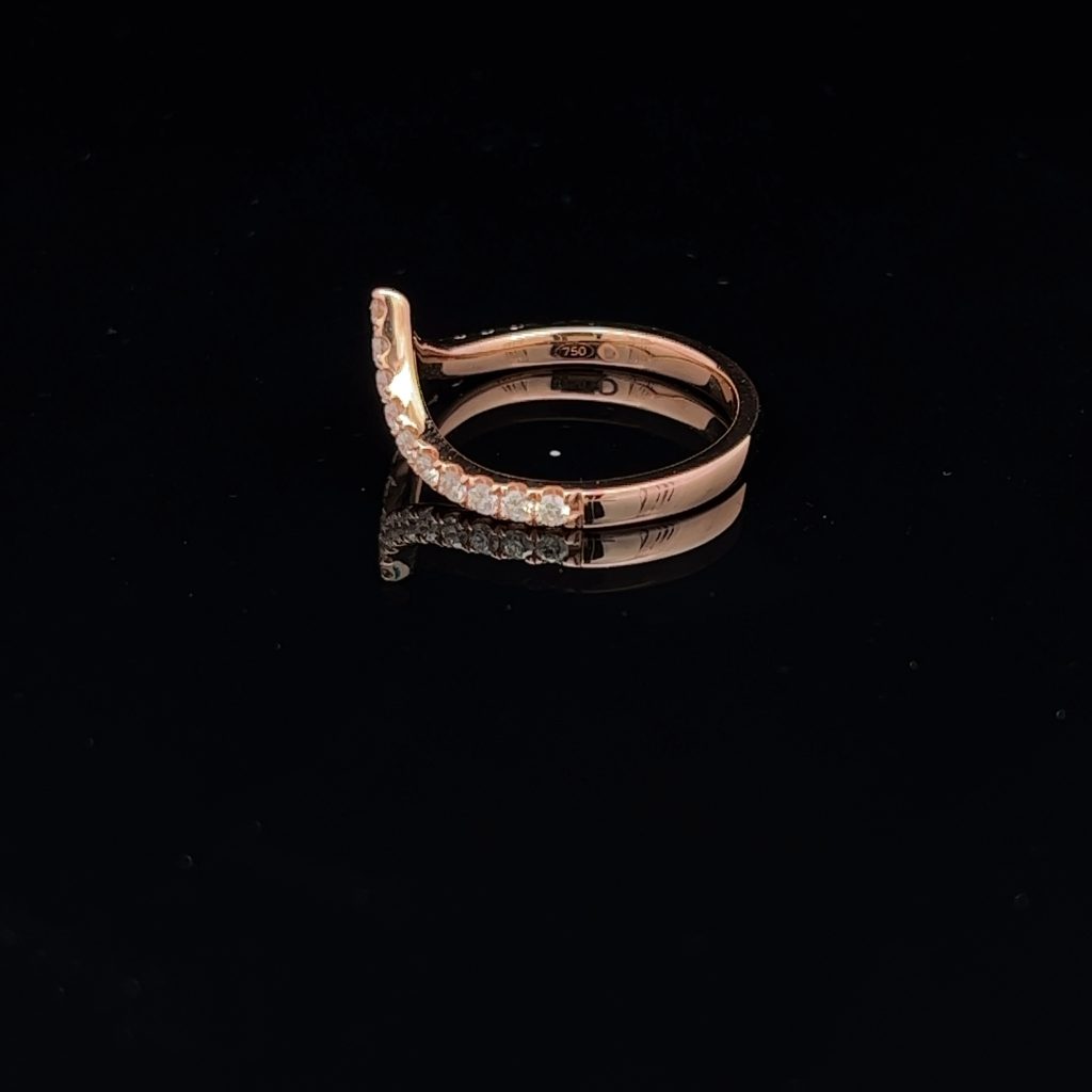 18K Rose Gold Fitted Diamond Band 826072