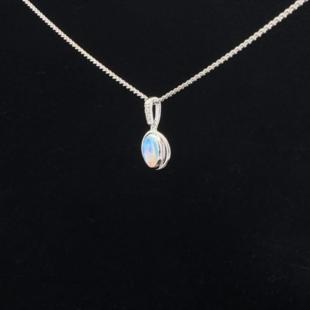 18K White Gold Solid Crystal Opal & Diamond Pendant 40267