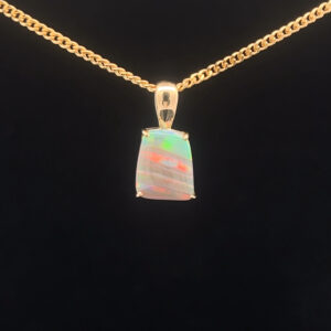 9K Yellow Gold Solid Crystal Opal Pendant