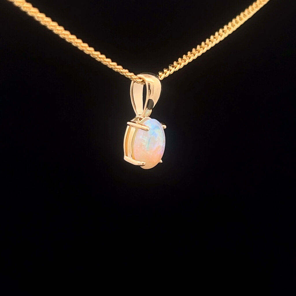 9K Yellow Gold Solid Crystal Opal Pendant