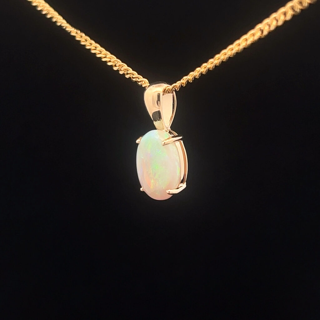 9K Yellow Gold Solid Crystal Opal Pendant