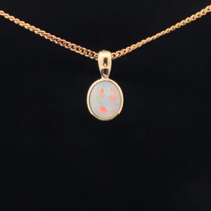 9K Yellow Gold Solid Crystal Opal Pendant