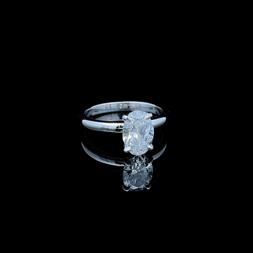 18K White Gold Oval Diamond Engagement Ring with Hidden Halo 826391