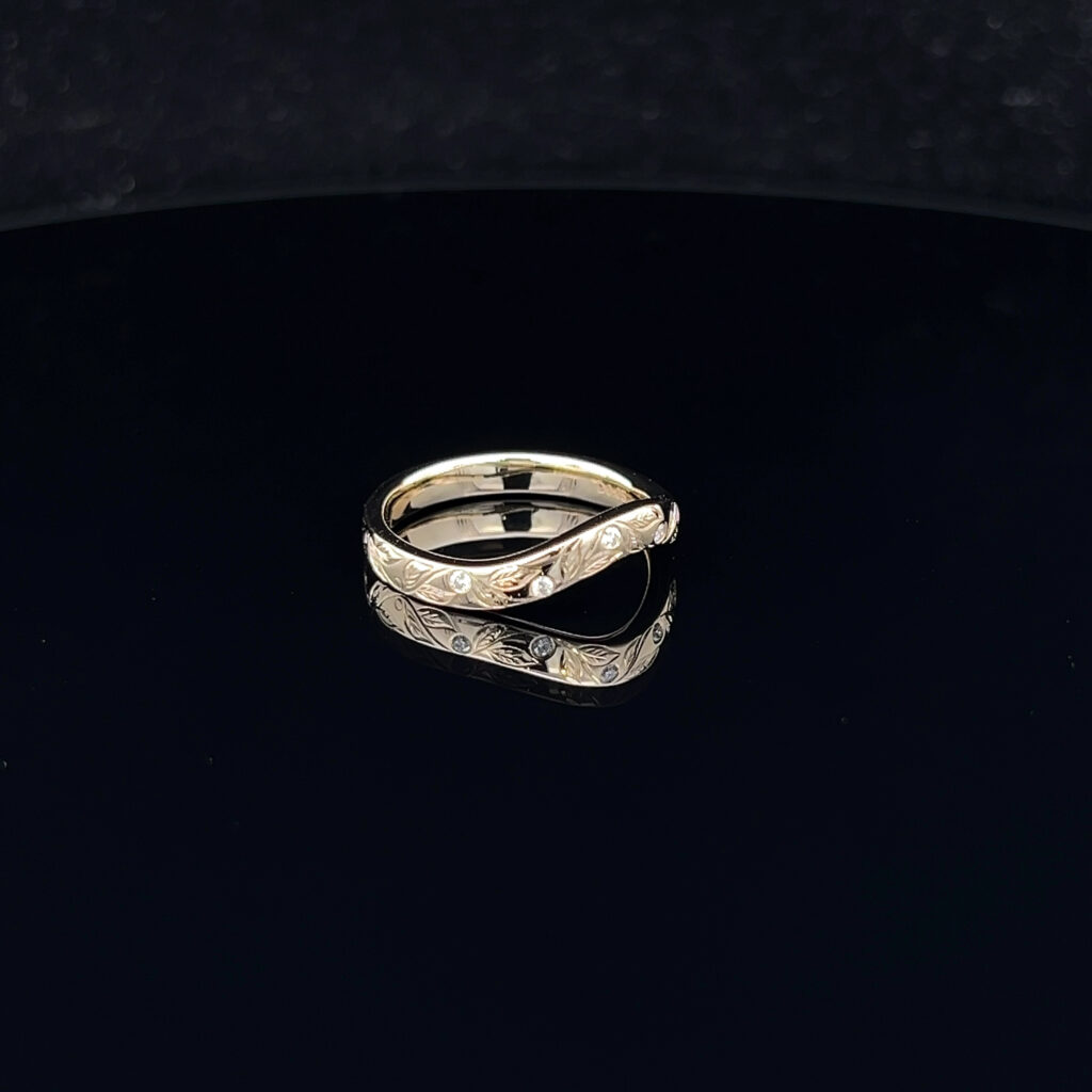 950 Platinum twisted Band Diamond Wedding Band 918256