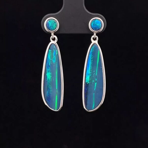 Doublet Opals