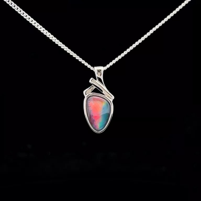 Triplet opal
